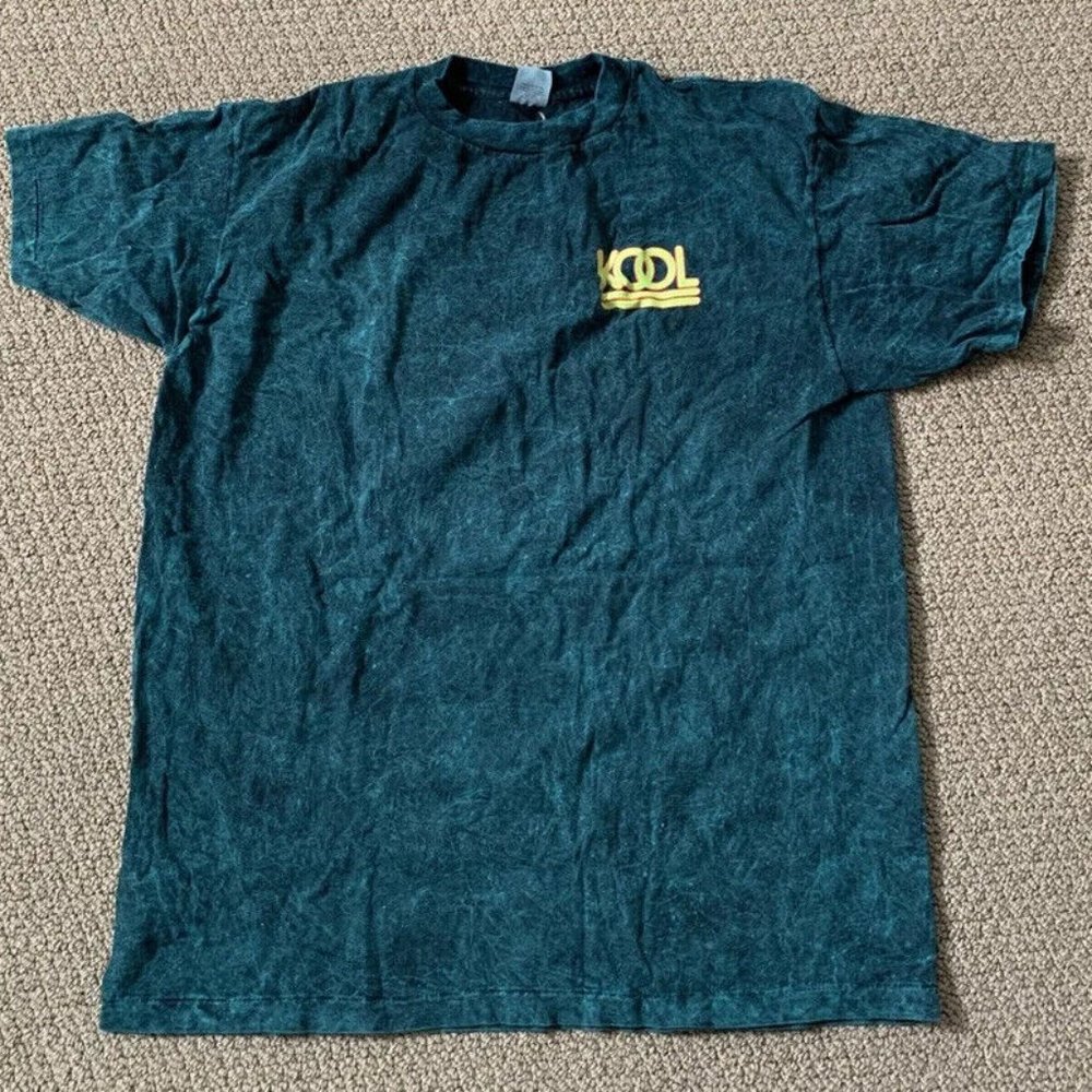 Thrashed 1990s Kool cigarette ad neon boxy matte marble shirt XL